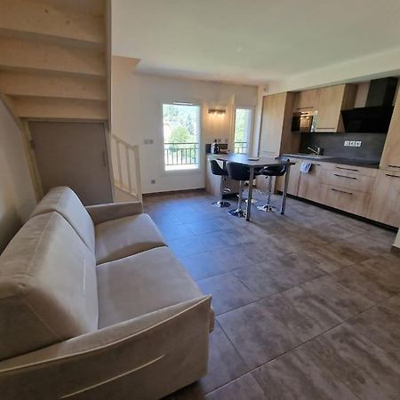 Superbe T2 Duplex Vue Sur Les Montagnes Apartment Chorges Luaran gambar