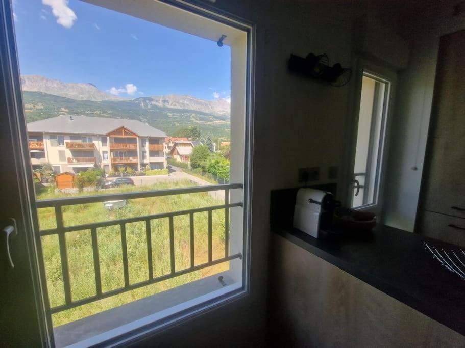 Superbe T2 Duplex Vue Sur Les Montagnes Apartment Chorges Luaran gambar